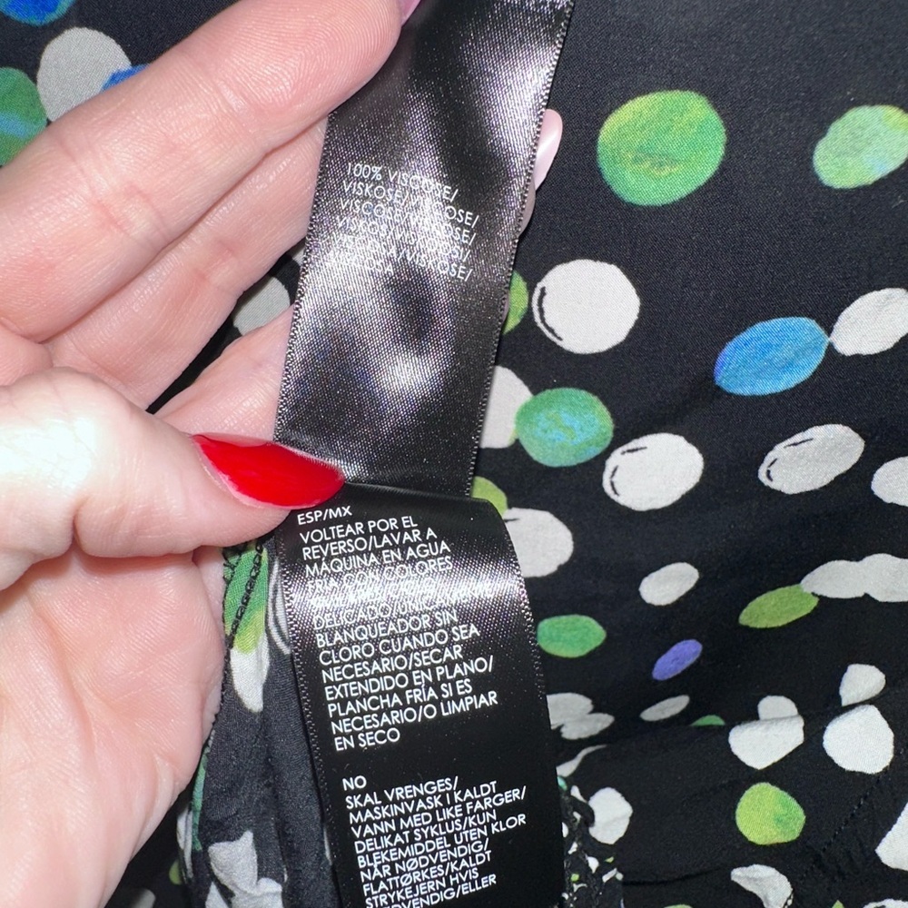 LIVERPOOL POLKA DOT PUFF SLEEVE TOP - Picture 6 of 11